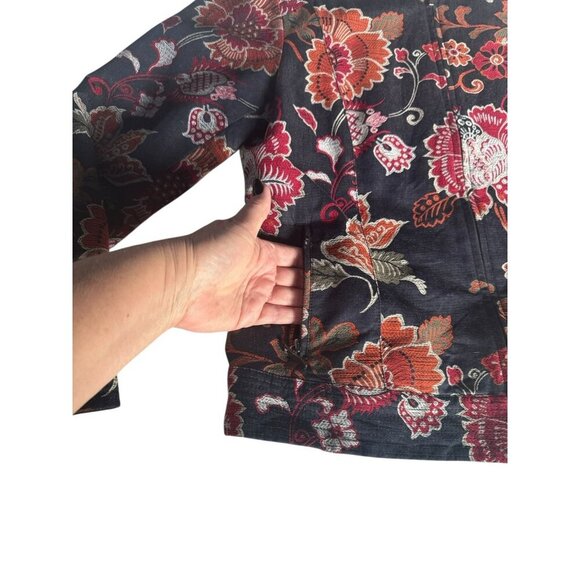 Chico's Women's Size 1 (Small) Black Full Zip Red Orange Floral Print Jacket - Picture 7 of 9